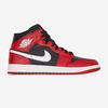 AIR JORDAN 1 MID (Voir l'image 1/5)