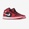 AIR JORDAN 1 MID (Voir l'image 2/4)